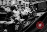 Image gai civils Parisien Paris France, 1944, de la seconde 62 séquences d'archives historiques vidéo 65675055599