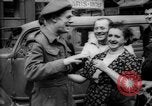 Image civils Parisien Paris France, 1944, de la seconde 11 séquences d'archives historiques vidéo 65675055600