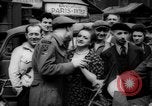 Image civils Parisien Paris France, 1944, de la seconde 16 séquences d'archives historiques vidéo 65675055600