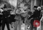 Image civils Parisien Paris France, 1944, de la seconde 49 séquences d'archives historiques vidéo 65675055600
