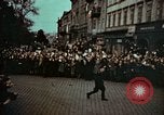 Image civils tchèque Pilsen Tchécoslovaquie, 1945, de la seconde 42 séquences d'archives historiques vidéo 65675055603