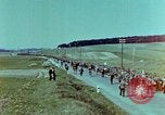 Image Des civils allemands et soldat allemand Prisonniers près de Pilsen Pilsen Tchécoslovaquie, 1945, de la seconde 3 séquences d'archives historiques vidéo 65675055605