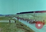 Image Des civils allemands et soldat allemand Prisonniers près de Pilsen Pilsen Tchécoslovaquie, 1945, de la seconde 9 séquences d'archives historiques vidéo 65675055605