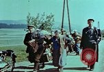 Image Des civils allemands et soldat allemand Prisonniers près de Pilsen Pilsen Tchécoslovaquie, 1945, de la seconde 39 séquences d'archives historiques vidéo 65675055605