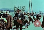 Image Des civils allemands et soldat allemand Prisonniers près de Pilsen Pilsen Tchécoslovaquie, 1945, de la seconde 44 séquences d'archives historiques vidéo 65675055605