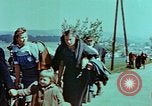Image Des civils allemands et soldat allemand Prisonniers près de Pilsen Pilsen Tchécoslovaquie, 1945, de la seconde 51 séquences d'archives historiques vidéo 65675055605