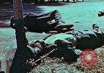 Immagine di Soldati tedeschi uccisi dai cechi a Pilsen Pilsen Cecoslovacchia, 1945, secondo 14 filmato di repertorio 65675055606