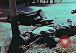 Immagine di Soldati tedeschi uccisi dai cechi a Pilsen Pilsen Cecoslovacchia, 1945, secondo 18 filmato di repertorio 65675055606