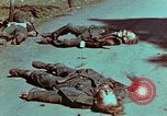 Immagine di Soldati tedeschi uccisi dai cechi a Pilsen Pilsen Cecoslovacchia, 1945, secondo 24 filmato di repertorio 65675055606