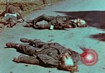 Immagine di Soldati tedeschi uccisi dai cechi a Pilsen Pilsen Cecoslovacchia, 1945, secondo 25 filmato di repertorio 65675055606