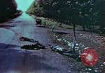 Immagine di Soldati tedeschi uccisi dai cechi a Pilsen Pilsen Cecoslovacchia, 1945, secondo 49 filmato di repertorio 65675055606