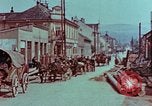 Immagine di Truppe tedesche in marcia ad arrendersi agli Alleati occidentali Pilsen Cecoslovacchia, 1945, secondo 36 filmato di repertorio 65675055608