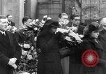 Image cortège funèbre Vichy France, 1943, de la seconde 34 séquences d'archives historiques vidéo 65675055610