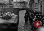 Image cortège funèbre Vichy France, 1943, de la seconde 51 séquences d'archives historiques vidéo 65675055610