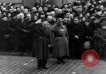 Image cortège funèbre Vichy France, 1943, de la seconde 57 séquences d'archives historiques vidéo 65675055610
