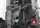 Image ruines couvant Vichy France, 1943, de la seconde 13 séquences d'archives historiques vidéo 65675055611