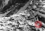 Image ruines couvant Vichy France, 1943, de la seconde 15 séquences d'archives historiques vidéo 65675055611