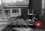 Image ruines couvant Vichy France, 1943, de la seconde 28 séquences d'archives historiques vidéo 65675055611