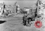 Image ruines couvant Vichy France, 1943, de la seconde 3 séquences d'archives historiques vidéo 65675055612