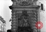 Image ruines couvant Vichy France, 1943, de la seconde 16 séquences d'archives historiques vidéo 65675055612
