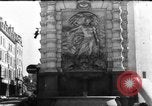 Image ruines couvant Vichy France, 1943, de la seconde 18 séquences d'archives historiques vidéo 65675055612