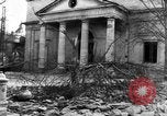 Image ruines couvant Vichy France, 1943, de la seconde 24 séquences d'archives historiques vidéo 65675055612