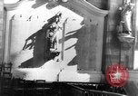 Image ruines couvant Vichy France, 1943, de la seconde 29 séquences d'archives historiques vidéo 65675055612