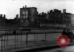 Image ruines couvant Vichy France, 1943, de la seconde 56 séquences d'archives historiques vidéo 65675055612