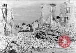 Image ruines couvant Vichy France, 1943, de la seconde 58 séquences d'archives historiques vidéo 65675055612