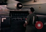Image C-141A Starlifter aéronefs Philippines, 1979, de la seconde 18 séquences d'archives historiques vidéo 65675055616