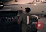 Image C-141A Starlifter aéronefs Philippines, 1979, de la seconde 21 séquences d'archives historiques vidéo 65675055616
