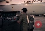 Image C-141A Starlifter aéronefs Philippines, 1979, de la seconde 23 séquences d'archives historiques vidéo 65675055616
