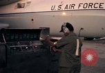 Image C-141A Starlifter aéronefs Philippines, 1979, de la seconde 26 séquences d'archives historiques vidéo 65675055616