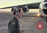 Image C-141A Starlifter aéronefs Philippines, 1979, de la seconde 57 séquences d'archives historiques vidéo 65675055616