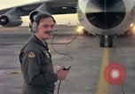 Image C-141A Starlifter aéronefs Philippines, 1979, de la seconde 58 séquences d'archives historiques vidéo 65675055616