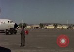 Image C-141A Starlifter aéronefs Philippines, 1979, de la seconde 13 séquences d'archives historiques vidéo 65675055618