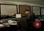 Standbild Abfüllung von Flight Plan Philippinen, 1979, aus Sekunde 3 historischem Filmmaterial Videoclip 65675055619