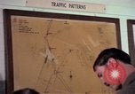 Standbild Abfüllung von Flight Plan Philippinen, 1979, aus Sekunde 45 historischem Filmmaterial Videoclip 65675055619