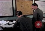 Standbild Abfüllung von Flight Plan Philippinen, 1979, aus Sekunde 50 historischem Filmmaterial Videoclip 65675055619
