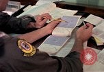 Immagine di Controllo del blocco di fogli per lavagna Filippine, 1979, secondo 17 filmato di repertorio 65675055620