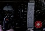 Standbild Maschinen am Bedienfeld Philippinen, 1979, aus Sekunde 19 historischem Filmmaterial Videoclip 65675055624