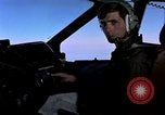 Standbild Copilot Kontrollen Strip Landkarte Philippinen, 1979, aus Sekunde 7 historischem Filmmaterial Videoclip 65675055625