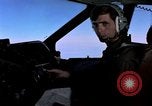 Standbild Copilot Kontrollen Strip Landkarte Philippinen, 1979, aus Sekunde 8 historischem Filmmaterial Videoclip 65675055625