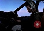 Standbild Copilot Kontrollen Strip Landkarte Philippinen, 1979, aus Sekunde 10 historischem Filmmaterial Videoclip 65675055625