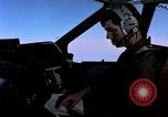Standbild Copilot Kontrollen Strip Landkarte Philippinen, 1979, aus Sekunde 18 historischem Filmmaterial Videoclip 65675055625