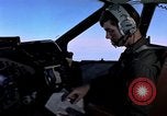 Standbild Copilot Kontrollen Strip Landkarte Philippinen, 1979, aus Sekunde 24 historischem Filmmaterial Videoclip 65675055625