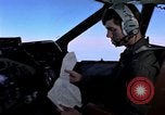 Standbild Copilot Kontrollen Strip Landkarte Philippinen, 1979, aus Sekunde 27 historischem Filmmaterial Videoclip 65675055625