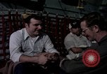 Standbild load master für Luftfahrzeuge Philippinen, 1979, aus Sekunde 54 historischem Filmmaterial Videoclip 65675055626