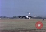 Standbild C-141A Starlifter aircraft Philippinen, 1979, aus Sekunde 12 historischem Filmmaterial Videoclip 65675055627