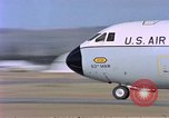 Standbild C-141A Starlifter aircraft Philippinen, 1979, aus Sekunde 27 historischem Filmmaterial Videoclip 65675055627